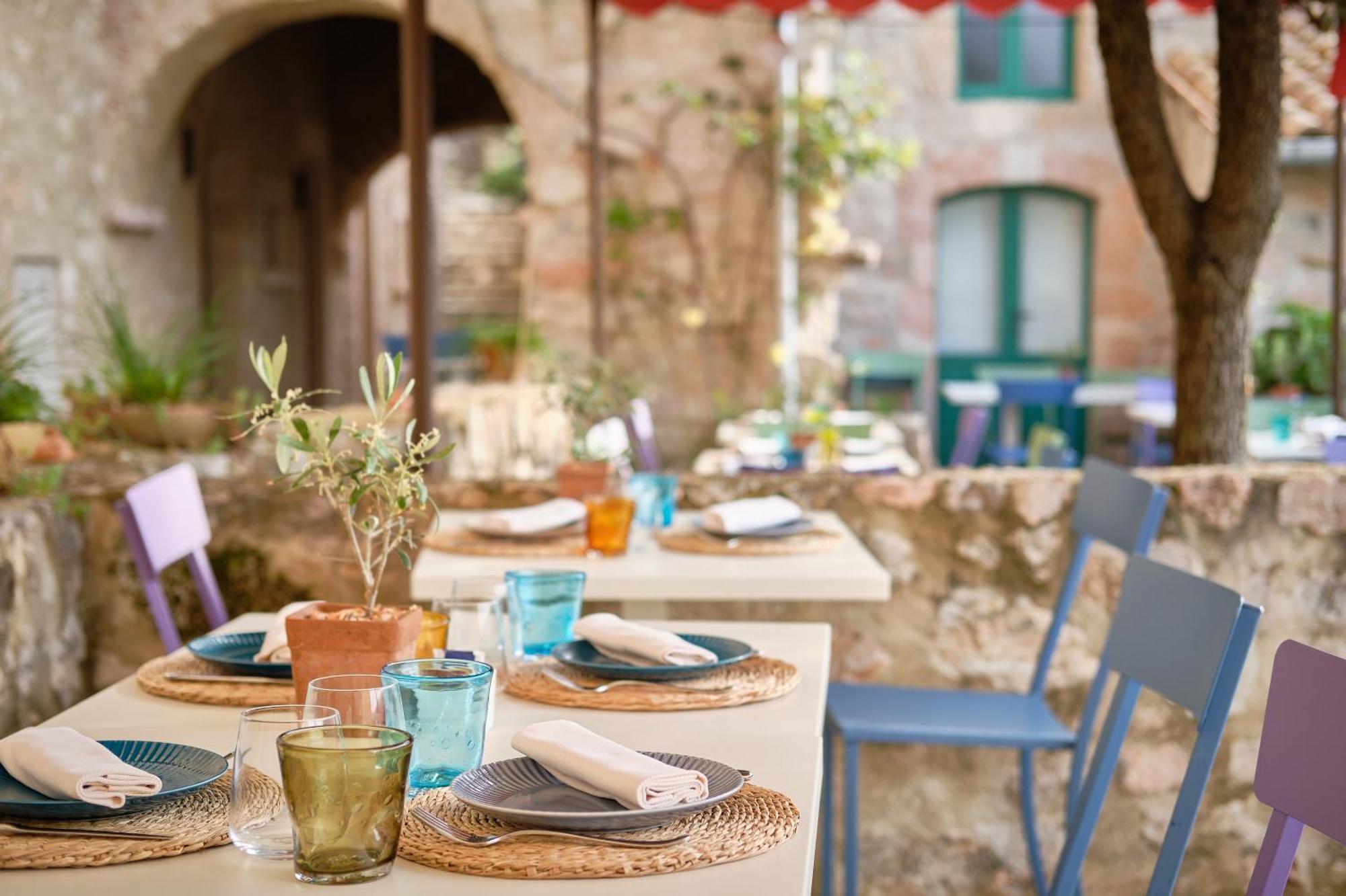 Castello Di Postignano Relais Hotel Sellano Eksteriør billede